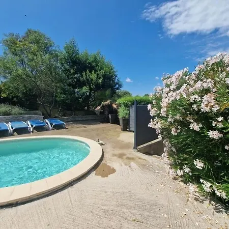 Esterel Comfortable Villa Saint-Raphaël